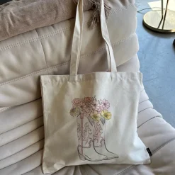 Boots 'n Flowers Tote Bag^Evry Jewels Hot