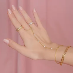 Lover Girl Hand Chain^Evry Jewels Outlet